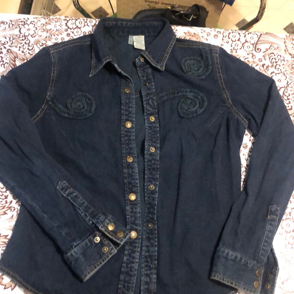 Moth denim button down shirt size medium